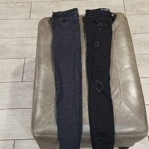 2 Pairs of Black Skinny jeans